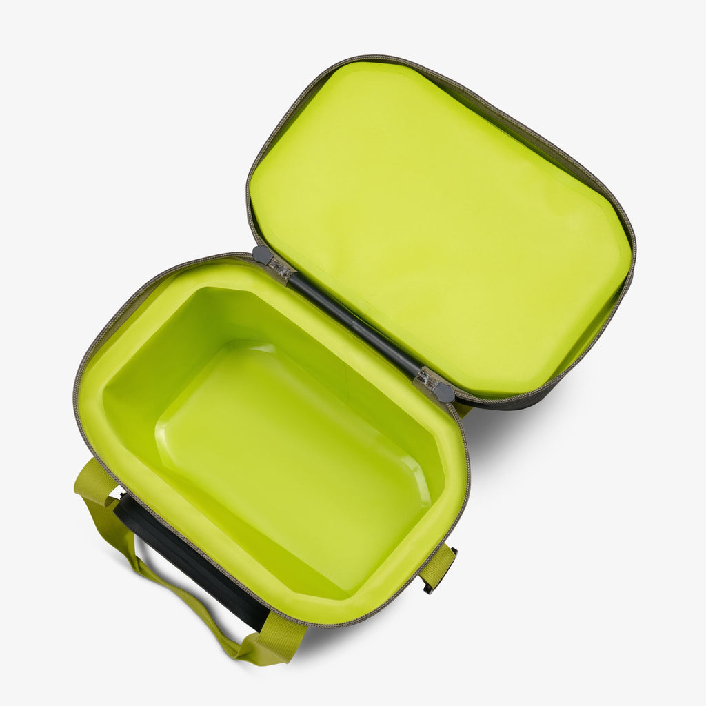 Trailmate® 18-Can Cooler Bag N4 - Jet Carbon - Open View